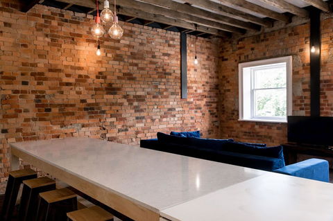 105 Mac Unique Apartments - Accommodation Bookings 23
