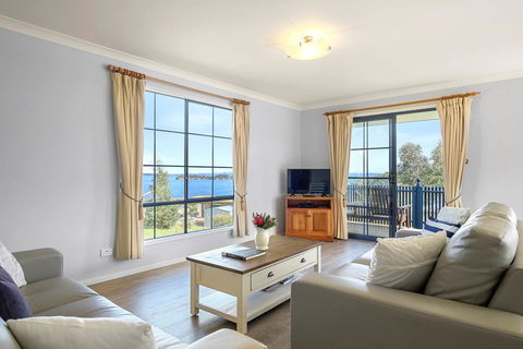 Omaroo Cottage Bruny Island - Accommodation Bookings 1