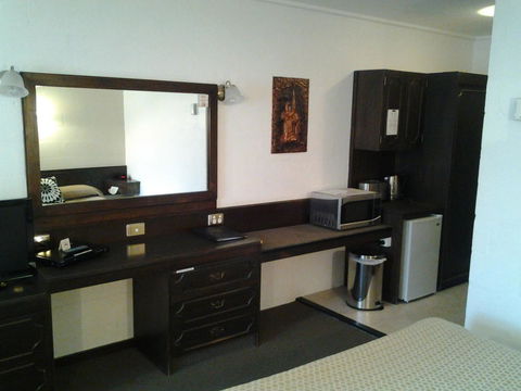 West Coaster Motel - Accommodation Bookings 9