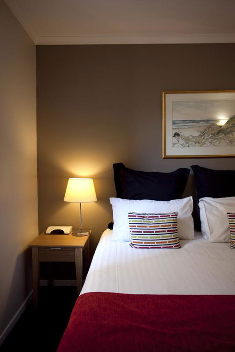 Hobart Waterfront Apartments - Accommodation Bookings 17