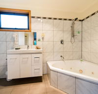 Driftwood Strahan Villas