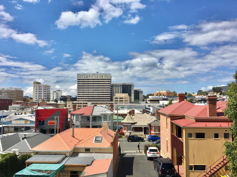 Hobart Inner City Apartment - Accommodation Bookings 13