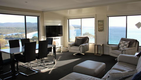 SEA EAGLE COTTAGE Amazing Views Of Bay Of Fires - Accommodation Bookings 21