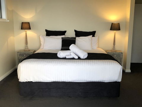 SEA EAGLE COTTAGE Amazing Views Of Bay Of Fires - Accommodation Bookings 4