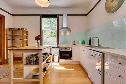 Rosehaven Cottage - Accommodation Bookings 2