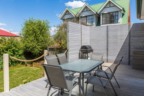 Rosehaven Cottage - Accommodation Bookings 12