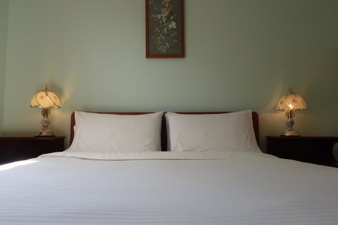 Cherry Top Farmstay - Boutique Eco Village - Accommodation Bookings 13