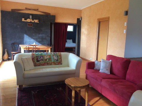 Cherry Top Farmstay - Boutique Eco Village - Accommodation Bookings 14