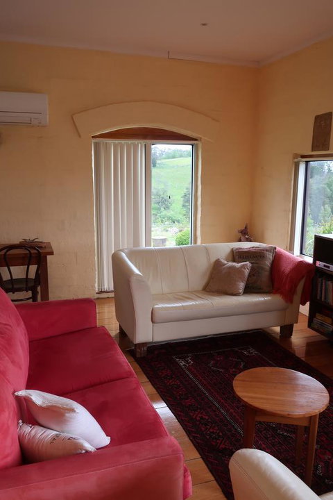 Cherry Top Farmstay - Boutique Eco Village - Accommodation Bookings 19