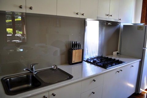 Belton Apartments-Hedge Cottage - Accommodation Bookings 18