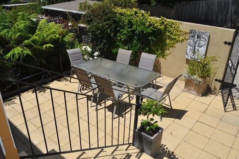 Belton Apartments-Hedge Cottage - Accommodation Bookings 33