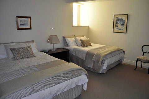Belton Apartments-Hedge Cottage - Accommodation Bookings 27