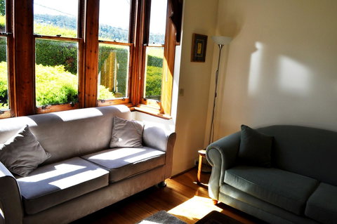 Belton Apartments-Hedge Cottage - Accommodation Bookings 19