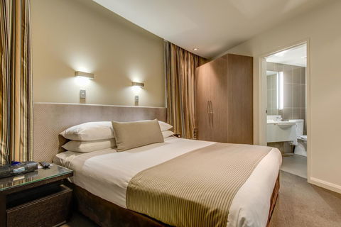 Mantra Collins Hotel - Accommodation Bookings 31