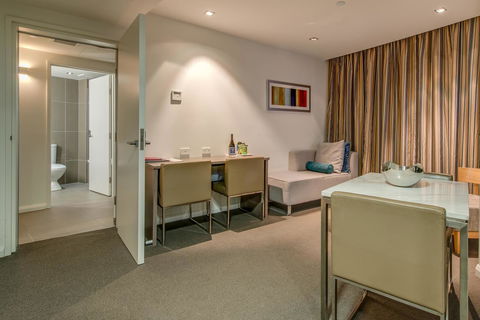 Mantra Collins Hotel - Accommodation Bookings 21