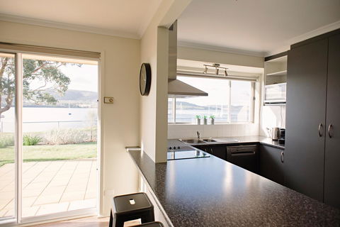 The Holiday Home People - Accommodation Bookings 6