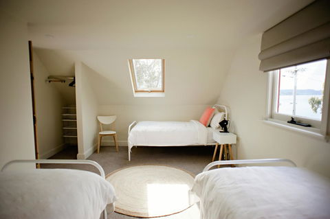 The Holiday Home People - Accommodation Bookings 26