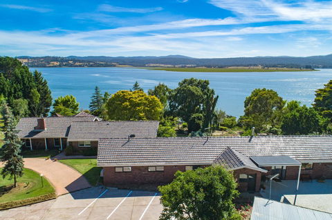 Tamar House - Accommodation Bookings 4