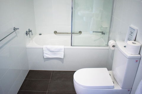 Tamar House - Accommodation Bookings 11