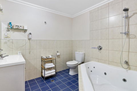 Oyster Cove Chalet - Accommodation Bookings 12