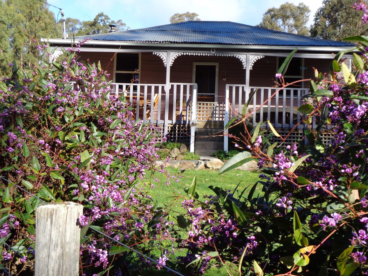 Fentonbury TAS Accommodation Bookings