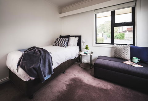 Russell House - Accommodation Bookings 12