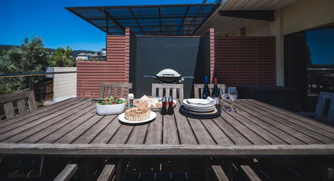 Russell House - Accommodation Bookings 30