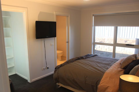 Hilltop Ocean Views å±±é¡¶æµ·æ™¯ - Accommodation Bookings 11