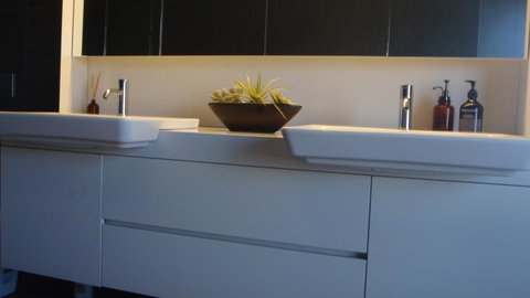 Quarry House Luxury Retreat - Accommodation Bookings 13