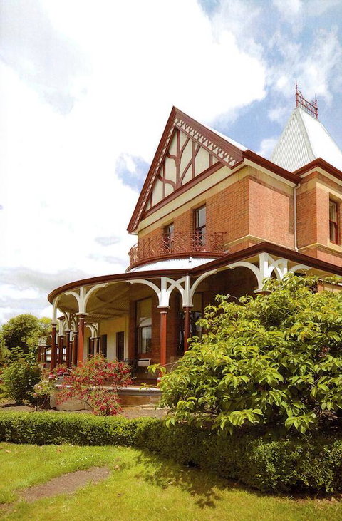 Old Bishop\'s Quarters Heritage, Modern & Unique Accommodation - Accommodation Bookings 0