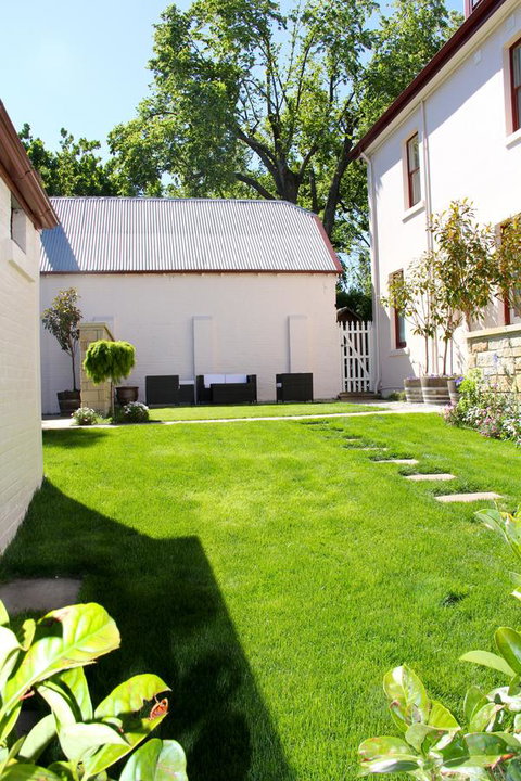 Old Bishop\'s Quarters Heritage, Modern & Unique Accommodation - Accommodation Bookings 12