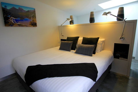 Old Bishop\'s Quarters Heritage, Modern & Unique Accommodation - Accommodation Bookings 2