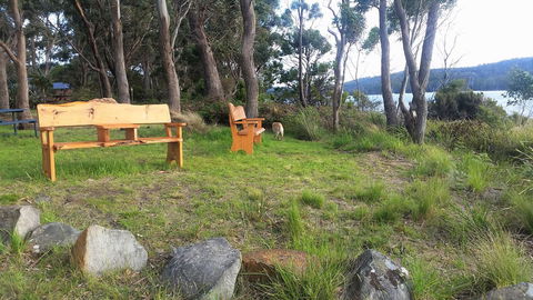 Four Seasons Waterfront Villas - Accommodation Bookings 8