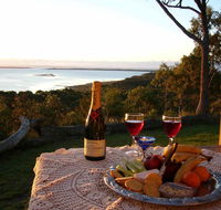 Island View Spa Cottage