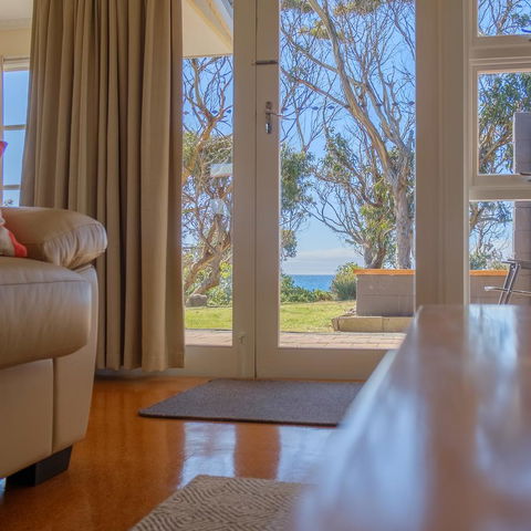 Cod Rock Point - Accommodation Bookings 14