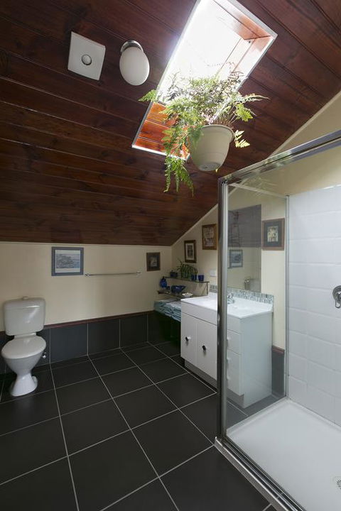 Neverinn - Accommodation Bookings 3