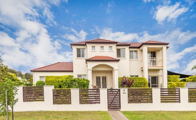 Oxenford QLD Accommodation Bookings