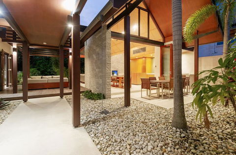 Niramaya Port Douglas Private Villas - Accommodation Bookings 2