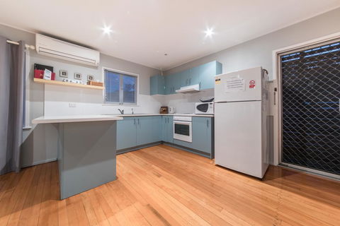 Norm's Beach House - Airlie Beach - Accommodation Bookings 1
