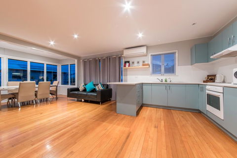 Norm's Beach House - Airlie Beach - Accommodation Bookings 2