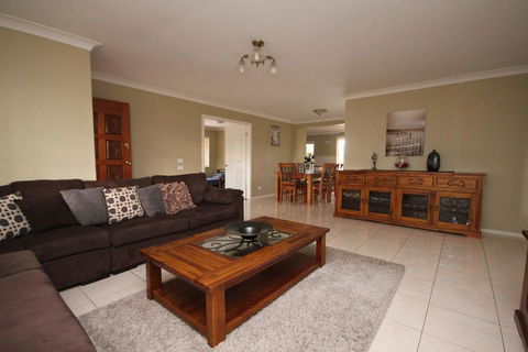 NORTH HEAVEN STATION 28 Alma St, North Haven - Accommodation Bookings 0