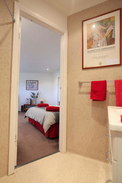 Northgate House Apartment - Accommodation Bookings 3
