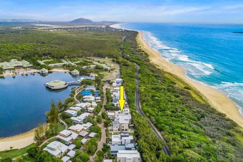 NORTHSHOR- ULTIMATE BEACH HOUSE - Accommodation Bookings 0