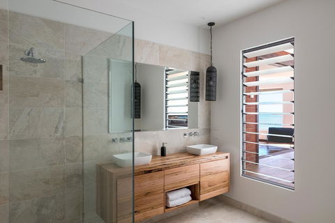 Novo Luxury Apartment - Accommodation Bookings 3