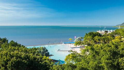 Oaks Cairns Hotel - Accommodation Bookings 1