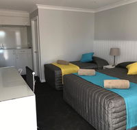 Oasis Motel