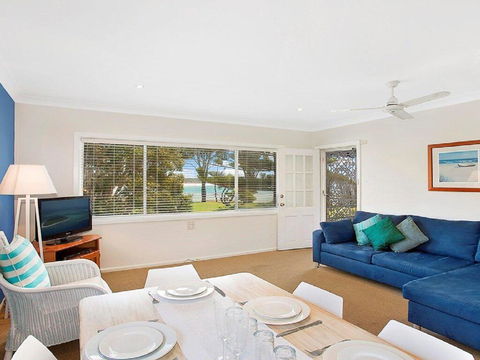 Ocean Blue Apartment Four - Apartment On 2nd Level - Accommodation Bookings 1