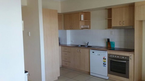 Ocean Breeze Apartments - Accommodation Bookings 2