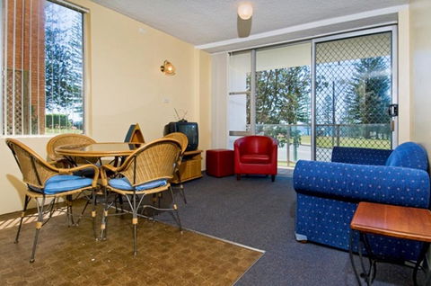 Ocean Court 1 13 Lord Street - Accommodation Bookings 2