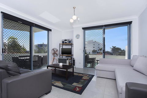 Ocean Palms, Unit 2 - The Entrance, NSW - Accommodation Bookings 1